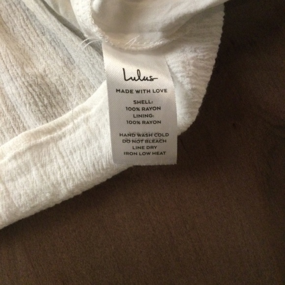 Lulu’s white sundress. - Picture 3 of 11